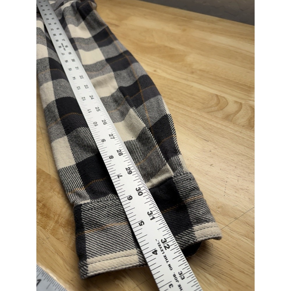 Duluth‎ Trading Co Untucked Black/White Plaid Flannel Shirt Men's XL Relaxed Fit - Picture 9 of 10